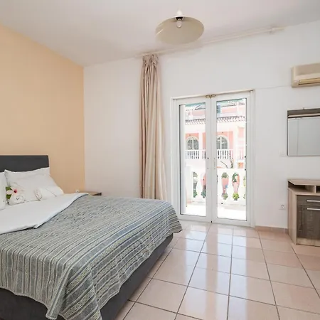 Apartment Markella By 
